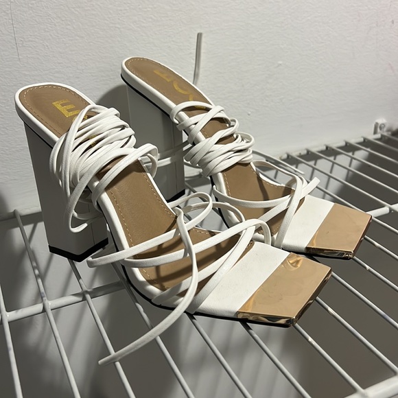 White and Gold Tip Block Heels - Picture 2 of 3